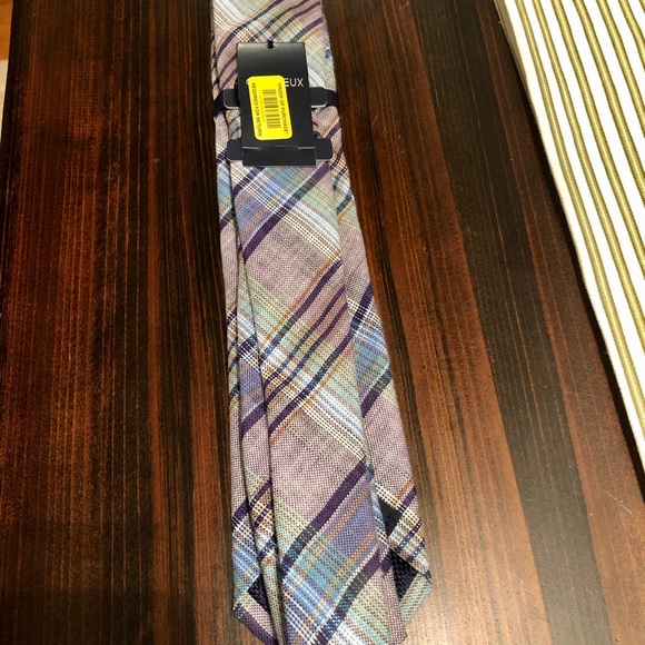 Cremieux slim tie. NWT. - Picture 4 of 6